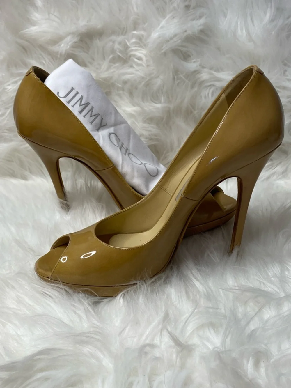 Jimmy Choo “Crown” Circa 2012 Beige Leather Peep-Toe Stiletto Pumps Authentic. - Picture 4 of 17